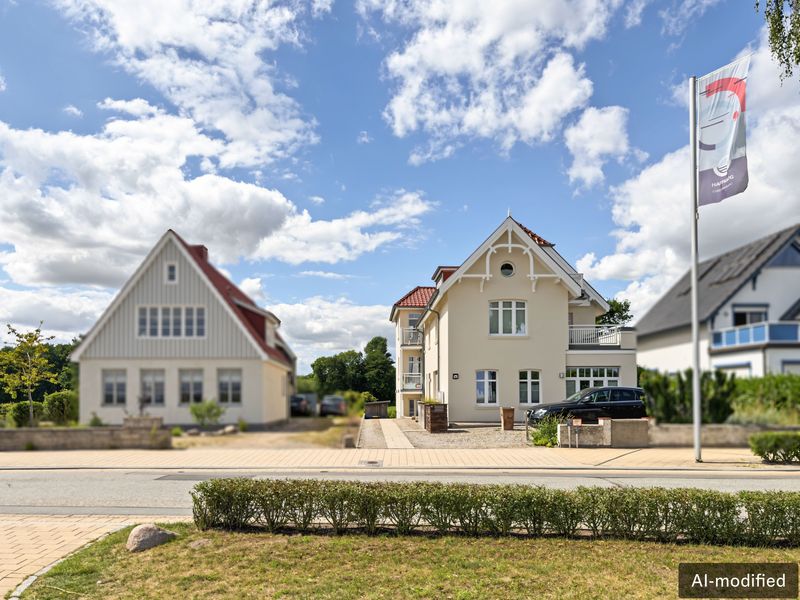 Scharbeutz-Haffkrug: Stilvolles Design - Apartment mit Wintergarten, XXL-Terrasse und Stellplatz ...